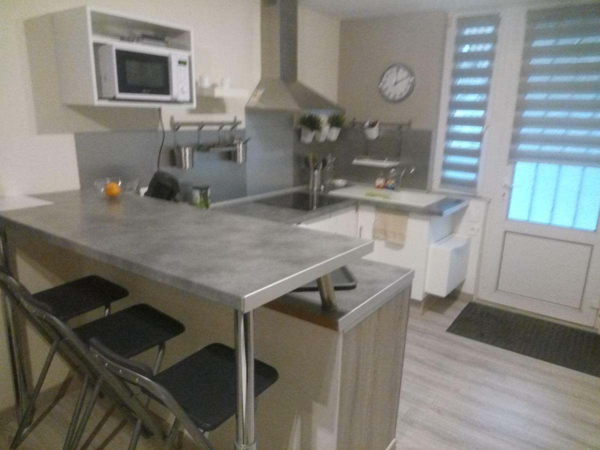 Studio Au Calme Apartment Batilly  Luaran gambar