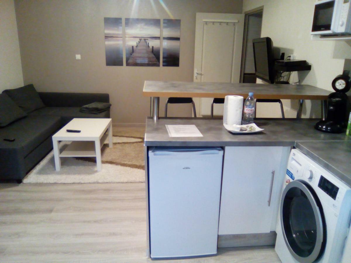 Studio Au Calme Apartment Batilly  Luaran gambar