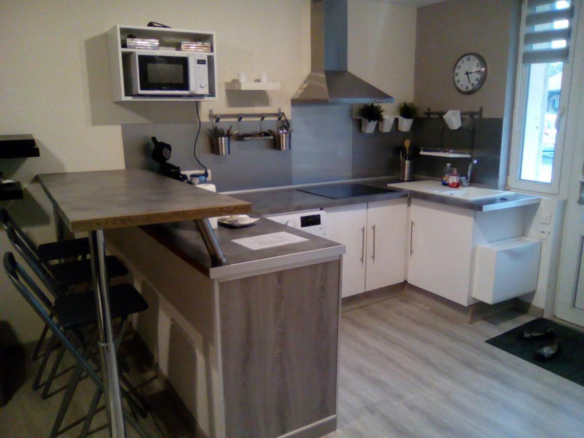 Studio Au Calme Apartment Batilly  Luaran gambar
